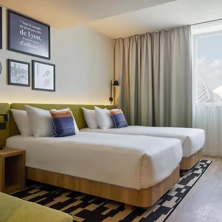 Hampton By Hilton Lyon Airport Hotel 3*